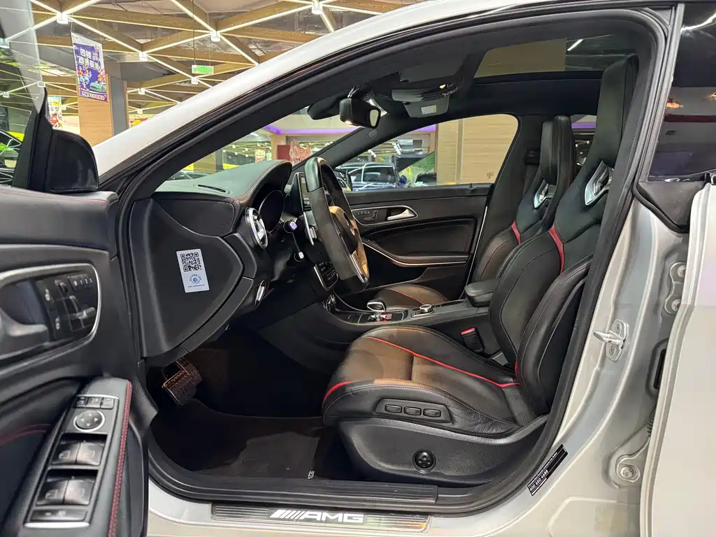 MERCEDES-BENZ CLA AMG