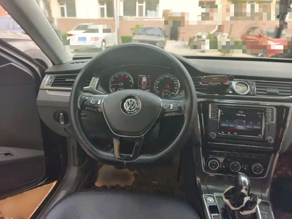 Volkswagen Passat — миниатюра 3