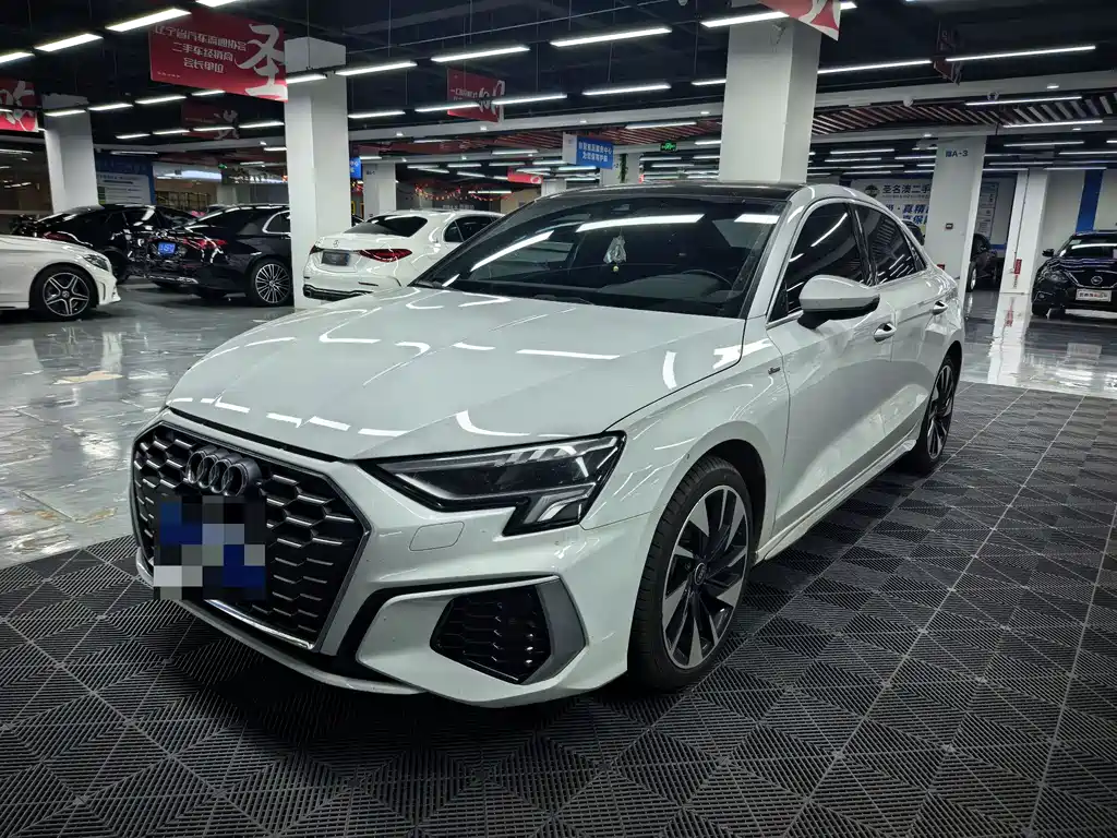 Купить Audi A3