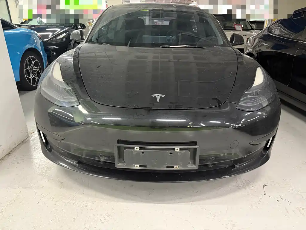Tesla Model 3 — миниатюра 2