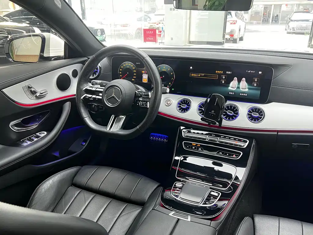 Mercedes-Benz E-Class 2023 — фото 21