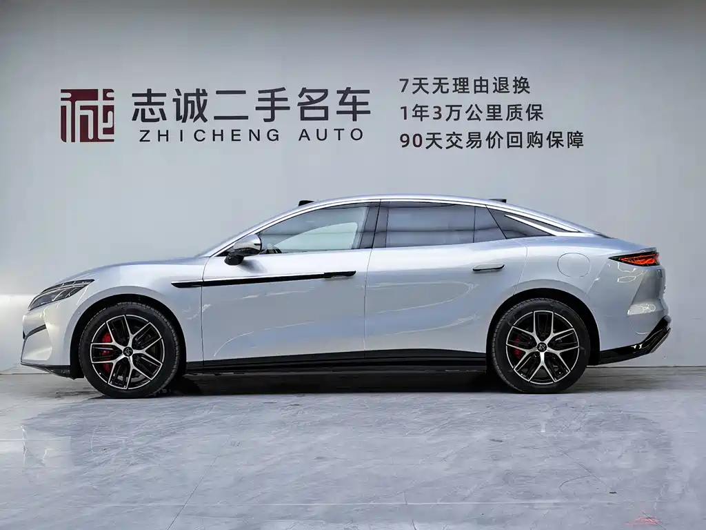 BYD Han L 2025 EV Flagship