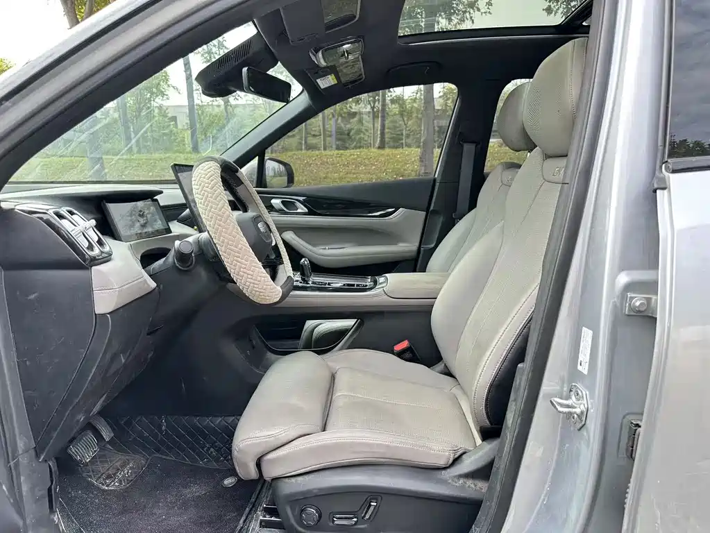 Geely Boyue L — миниатюра 4