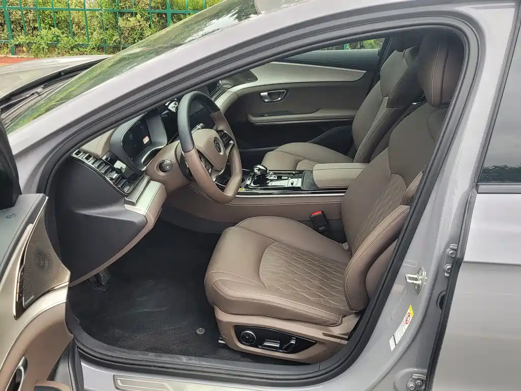 BYD Han 2025 DM-i 125KM Smart Drive