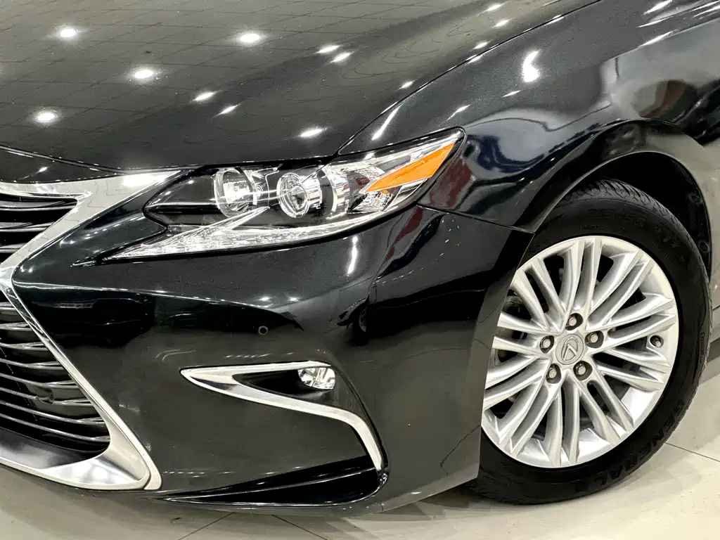 Lexus ES — миниатюра 27