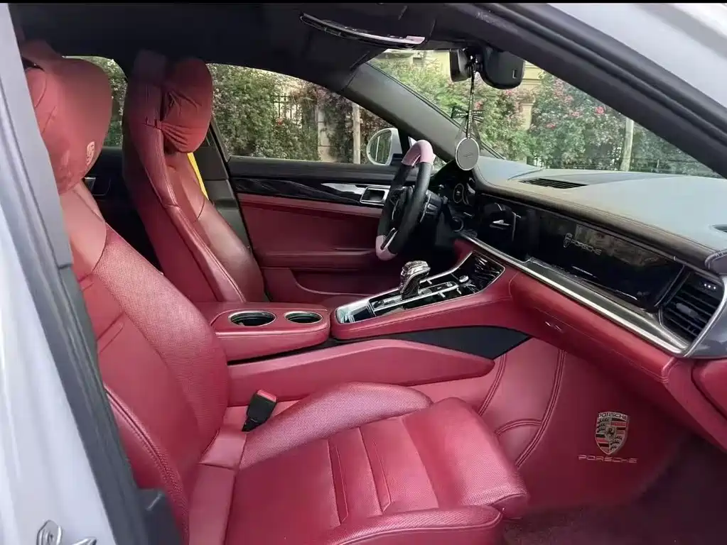 Porsche Panamera — миниатюра 3