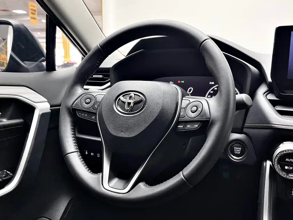 TOYOTA RAV4 RONGFANG