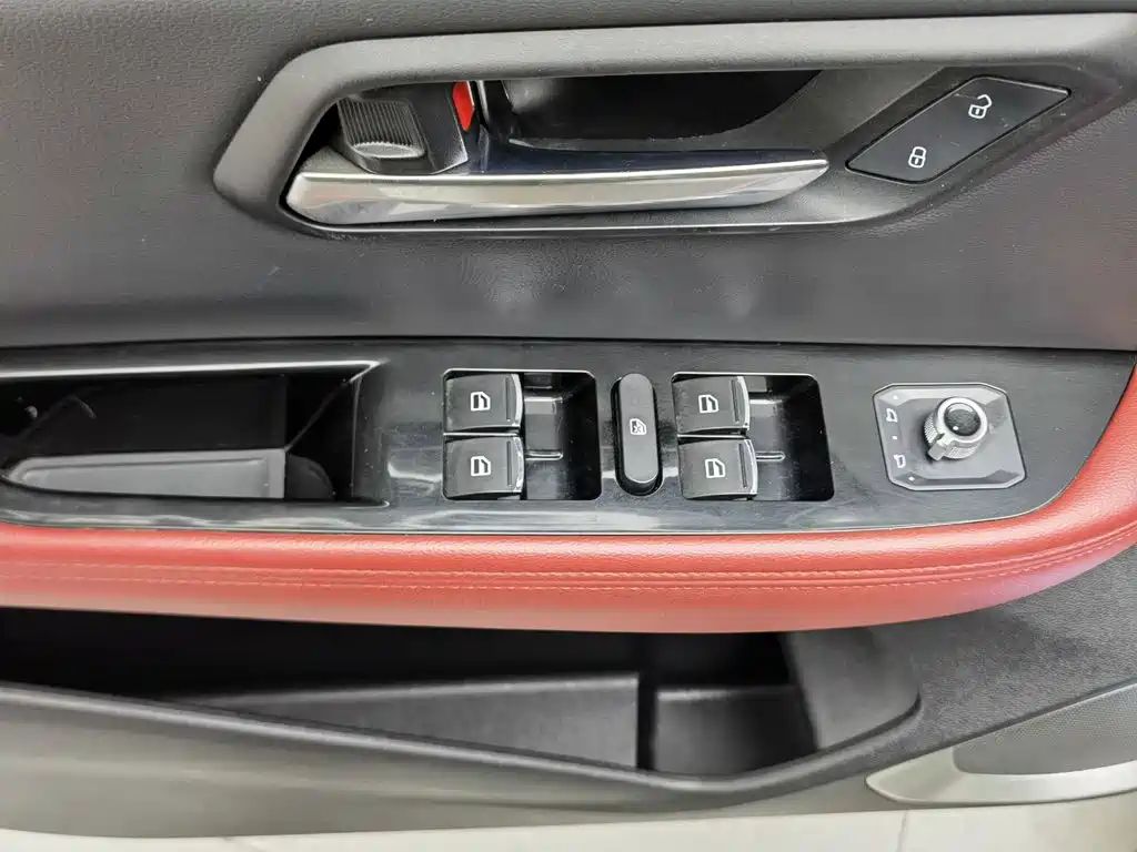 Haval H2s — миниатюра 9