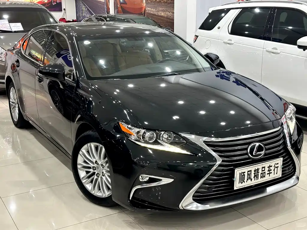 Lexus ES — миниатюра 29