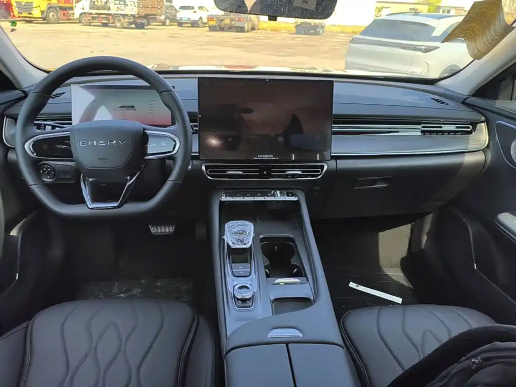 Chery Arrizo 8 PRO — миниатюра 10