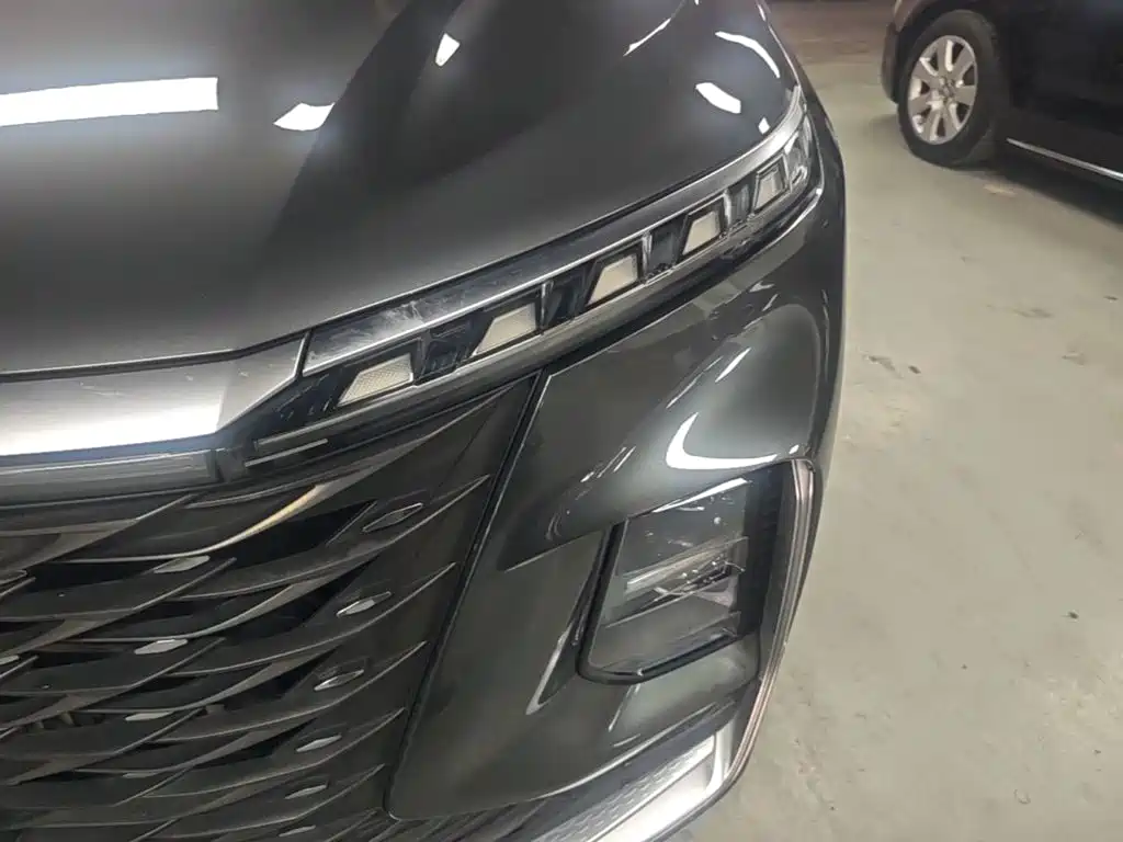 Roewe RX5 eMAX — миниатюра 24