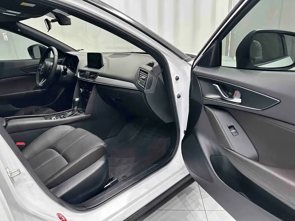 Mazda CX-4 — миниатюра 19