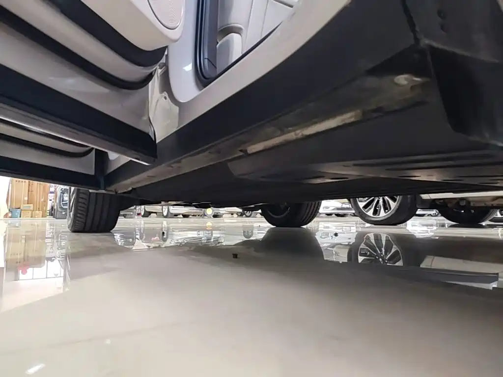Li Auto Li L6 — миниатюра 22