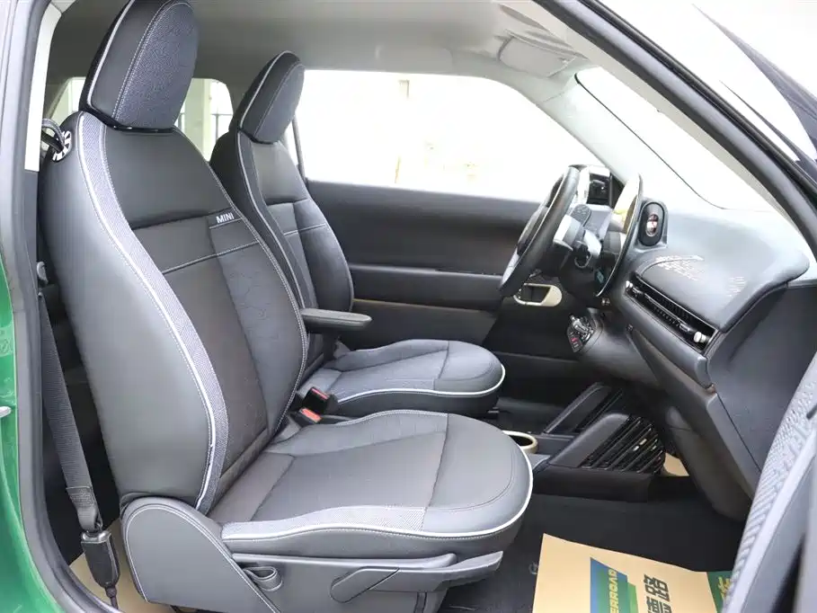 MINI ELECTRIC  COOPER