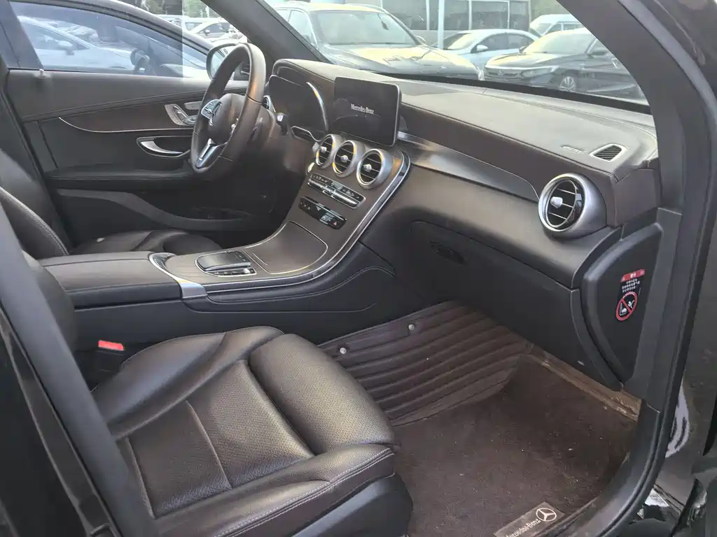 Mercedes-Benz GLC 2020 GLC 260 L 4MATIC Luxury