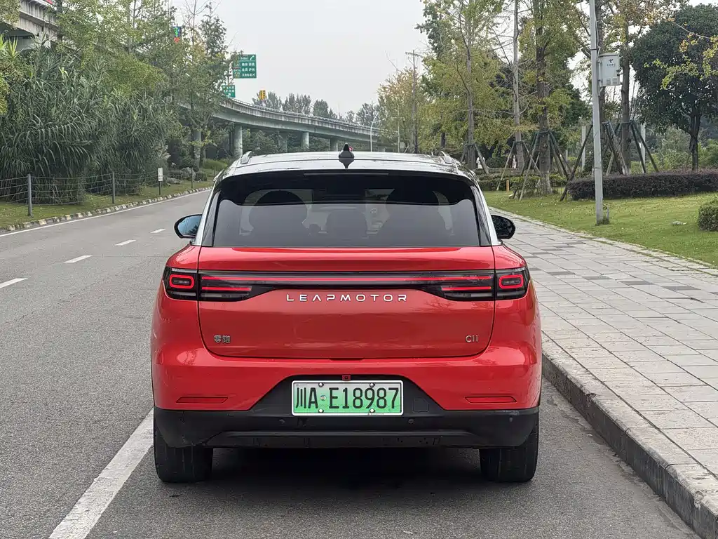Leapmotor Leapmotor C11 — миниатюра 5