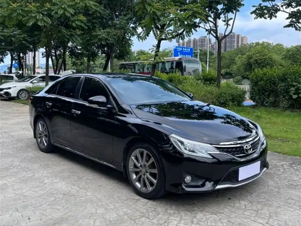 Toyota Reiz 2013 2.5V