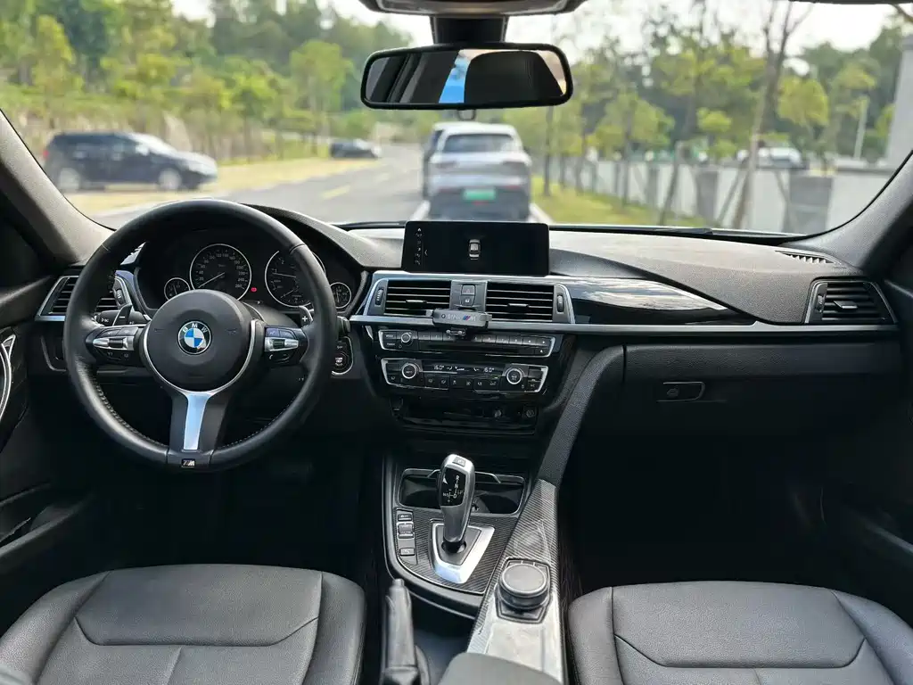 BMW 3 Series — миниатюра 5