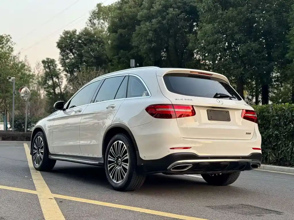 Mercedes-Benz GLC — миниатюра 12