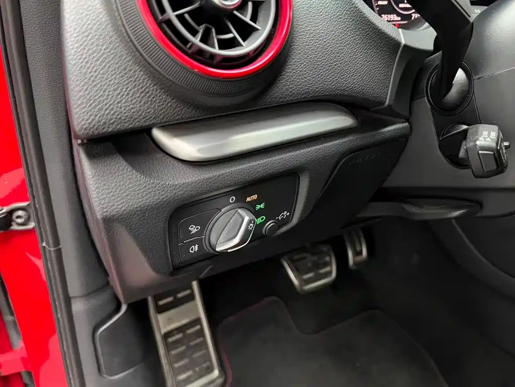 Audi S3 — миниатюра 7