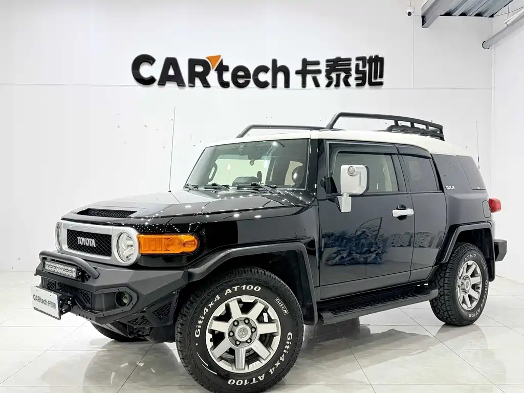 Toyota FJ Cruiser