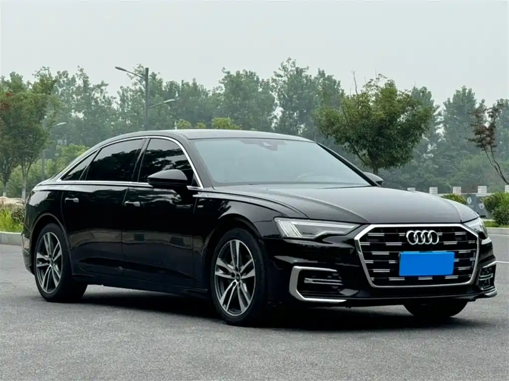 Audi A6L 2023 40 TFSI Luxury