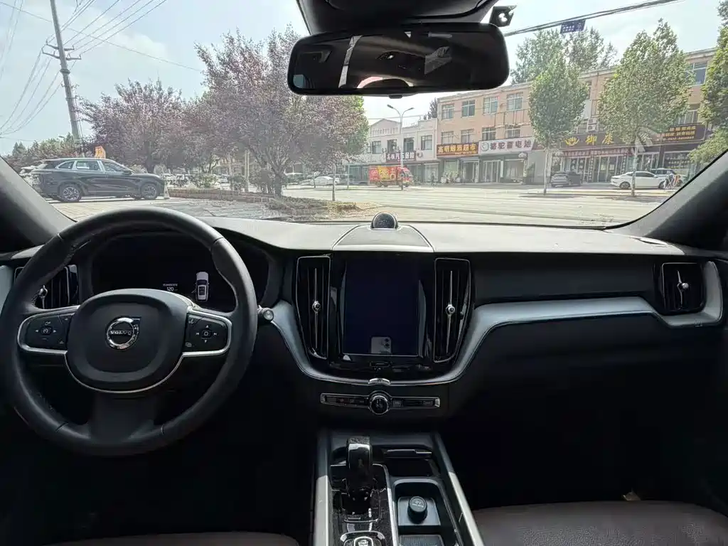 Volvo XC60 — миниатюра 9