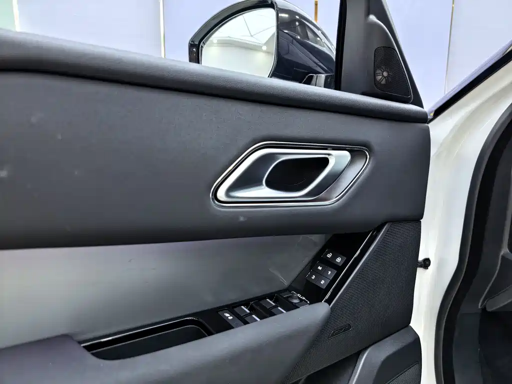 Land Rover Range Rover Velar 2025 S