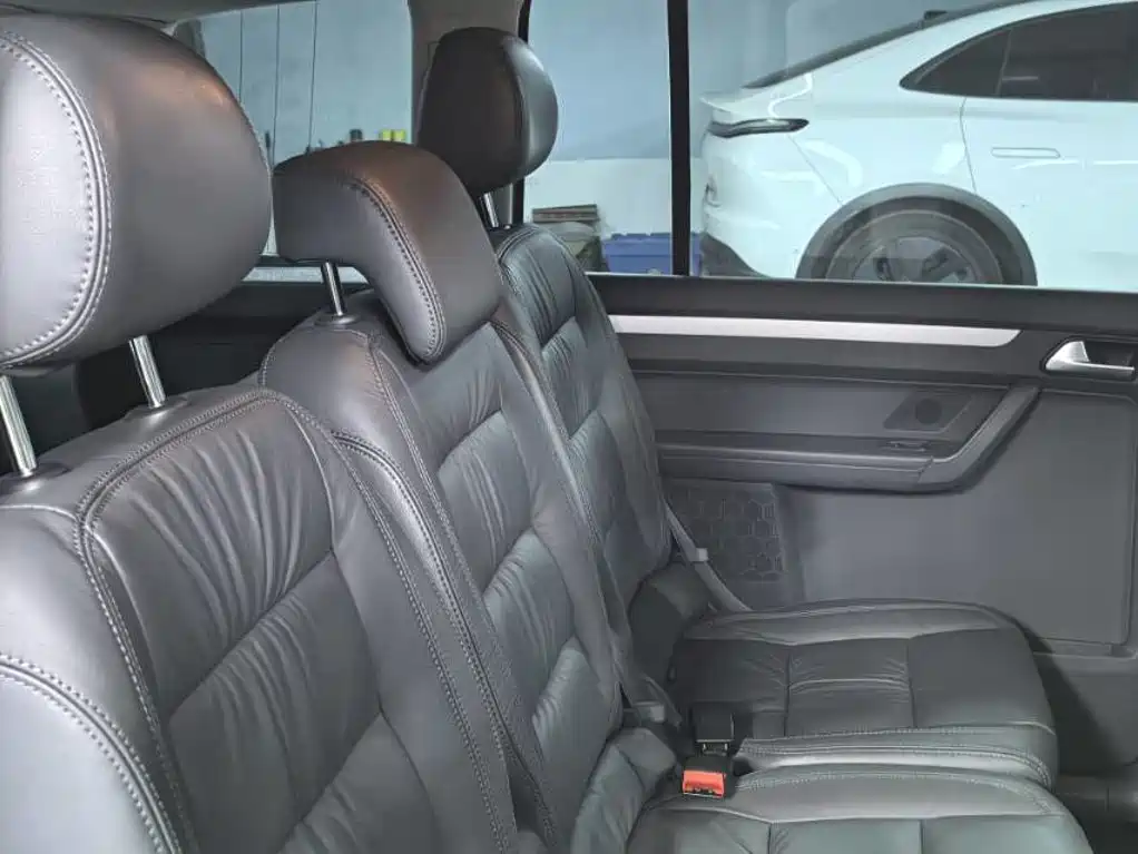 Volkswagen Touran — миниатюра 12