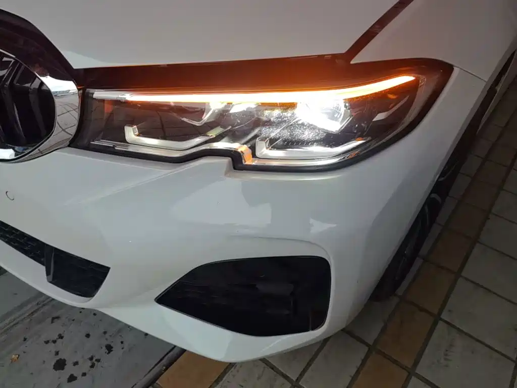 BMW 3 Series — миниатюра 24