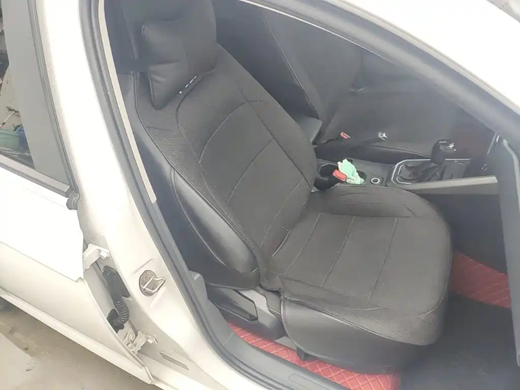 Volkswagen Polo — миниатюра 25