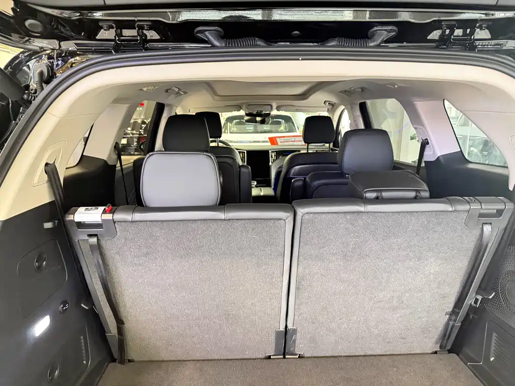 Hongqi HONGQI HS7 PHEV