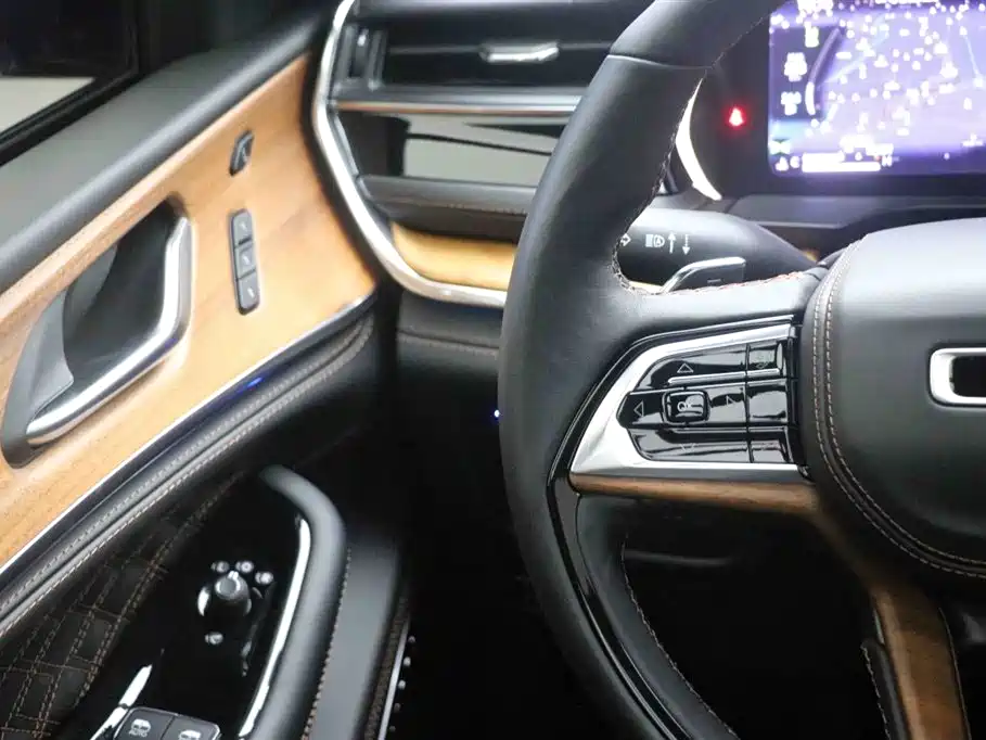 Jeep Grand Cherokee 4xe (Import) — миниатюра 9