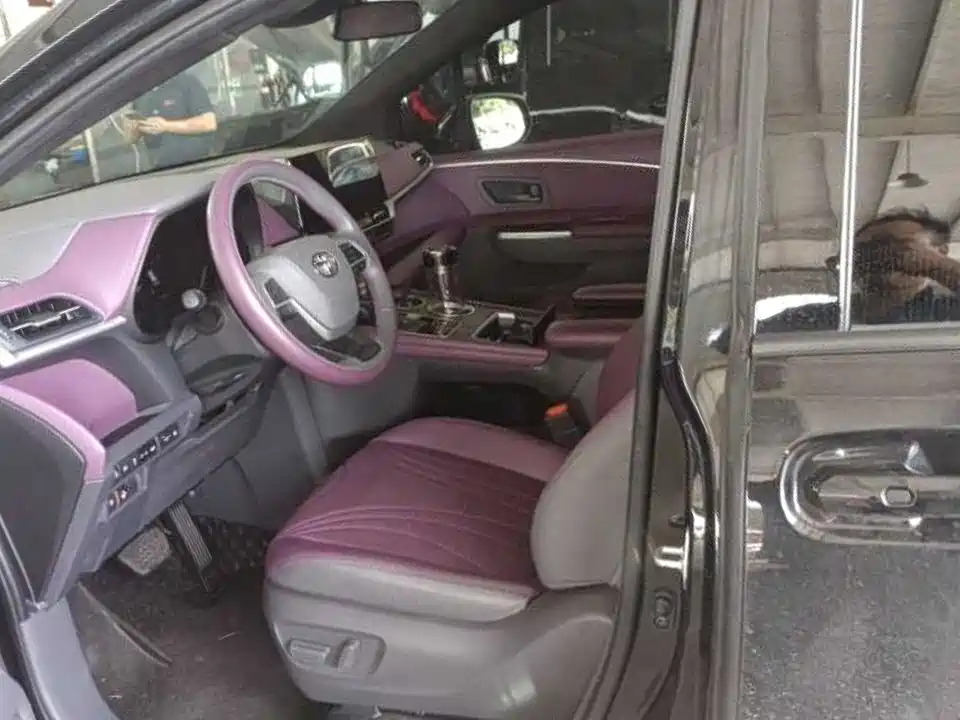 Toyota Sienna 2024 2.5L Comfort