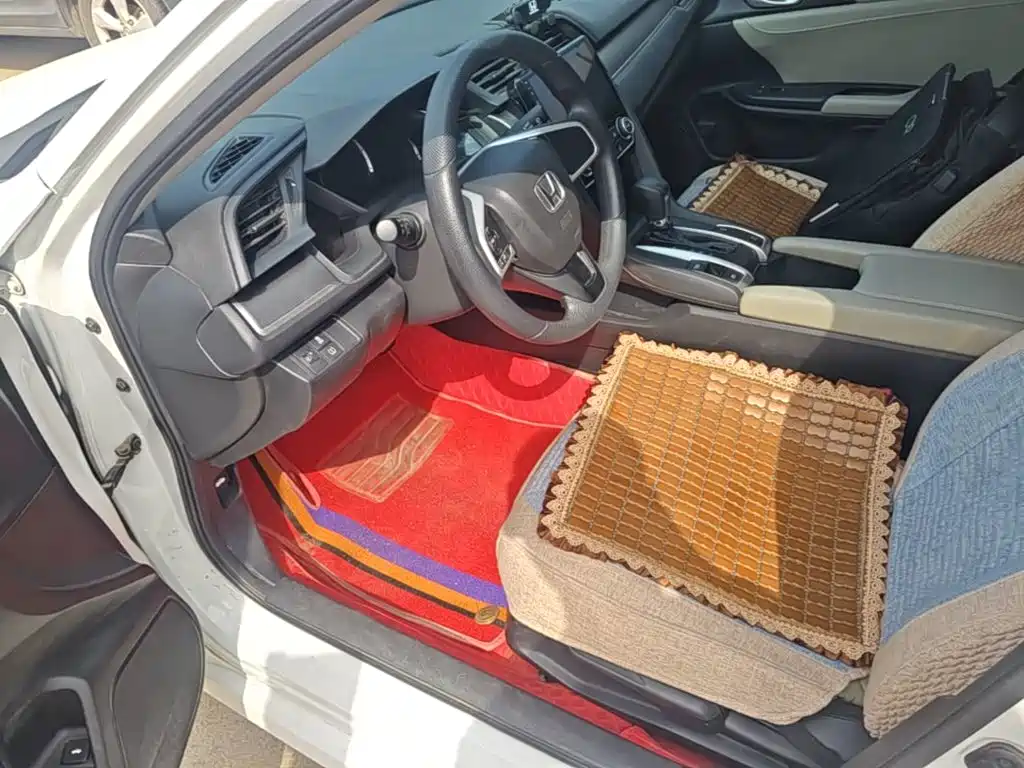 Honda Civic — миниатюра 16