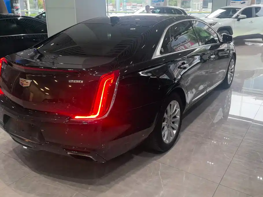 Cadillac XTS — миниатюра 3