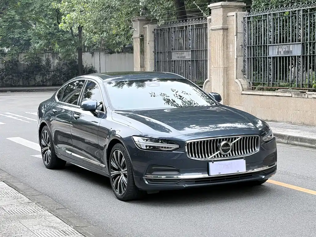 Volvo S90 — миниатюра 3