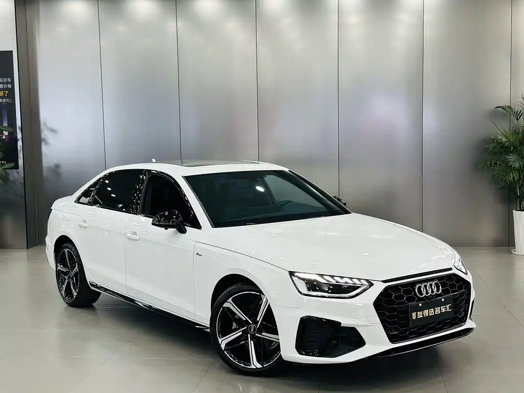 Audi A4L 2024 40 TFSI Luxury
