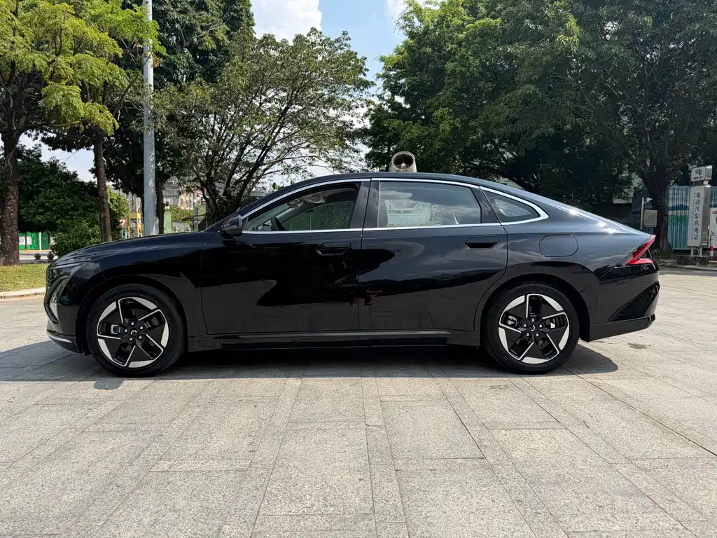 Wuling Xingguang — миниатюра 7