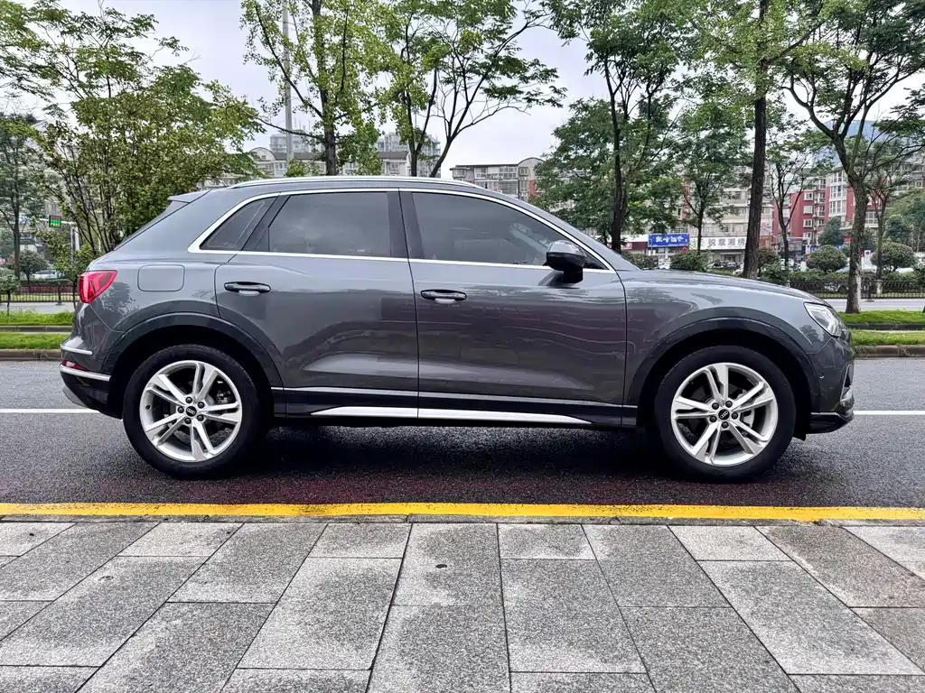 Audi Q3 2022 35 TFSI Fashion