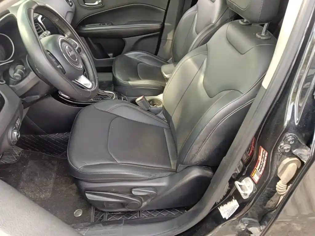 Jeep Compass — миниатюра 15