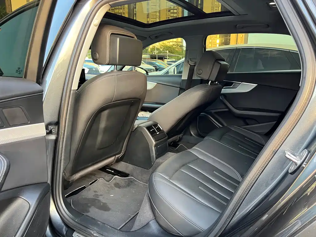 Audi A4L 2020 40 TFSI Luxury