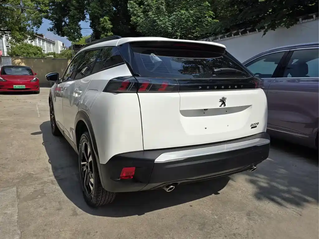 Peugeot 2008 — миниатюра 9