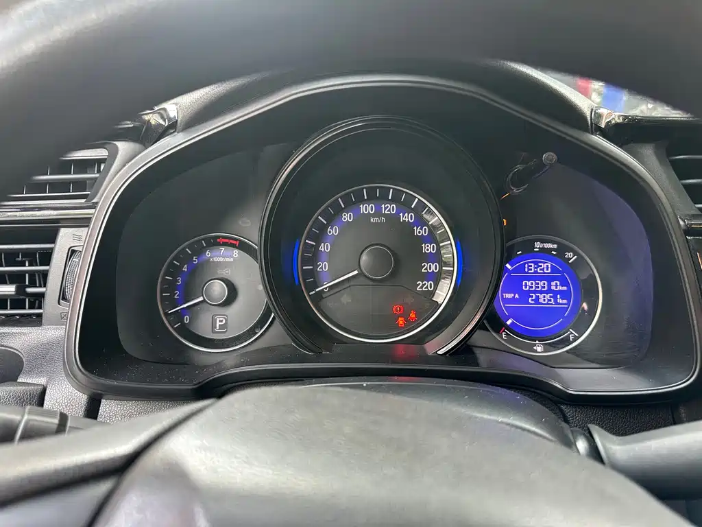 Honda Fit — миниатюра 5