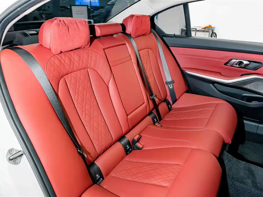 BMW 3 Series — миниатюра 22