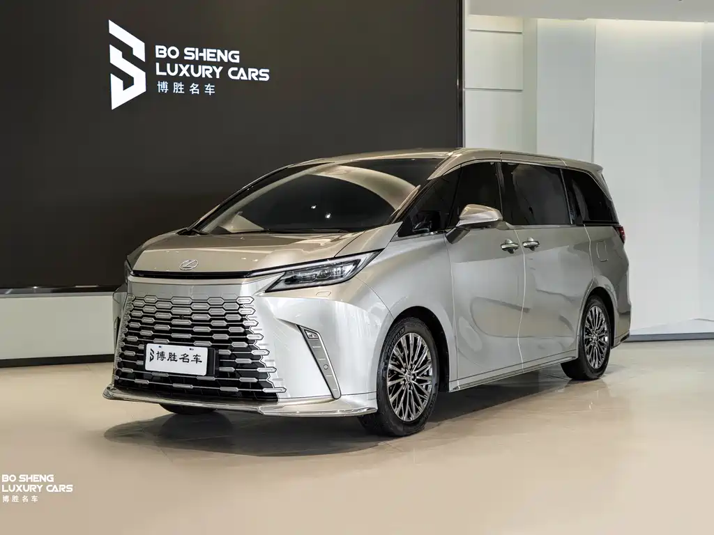 Lexus LM 2025 350h