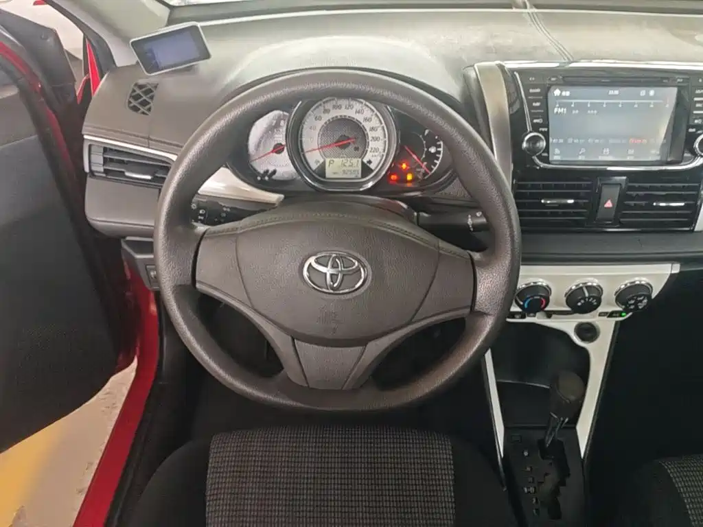 Toyota Vios — миниатюра 11