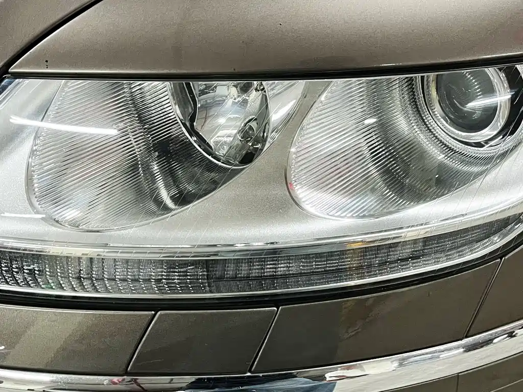 Volkswagen Phaeton — миниатюра 8