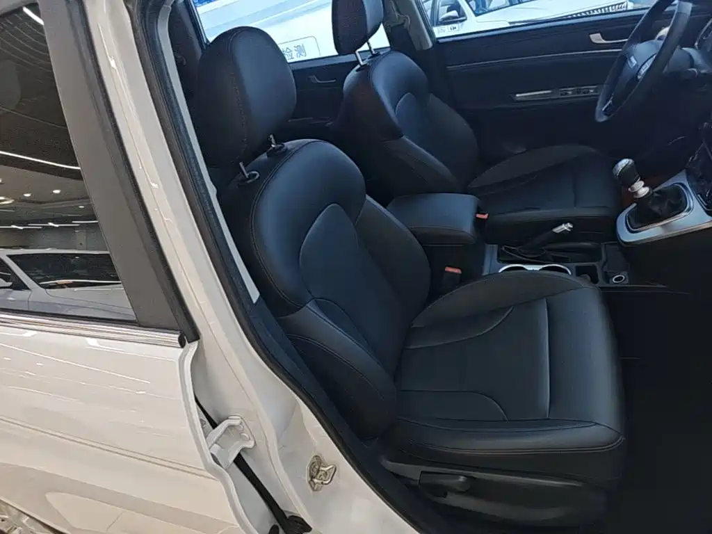 Haval M6 — миниатюра 25