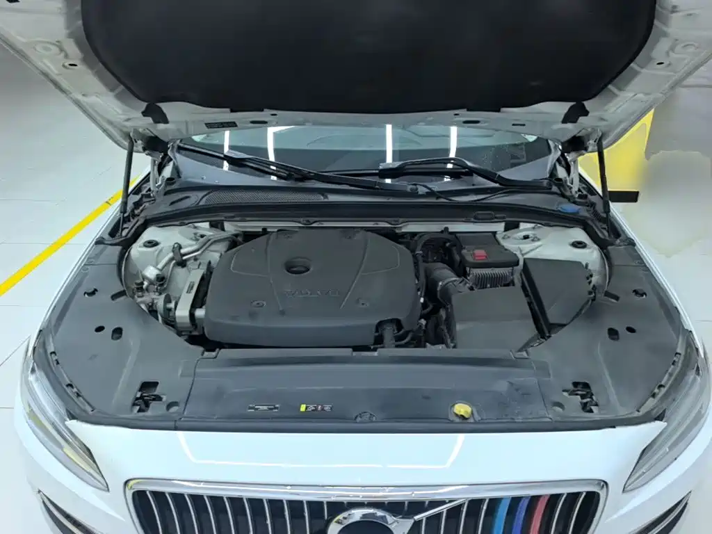 Volvo S90 — миниатюра 20